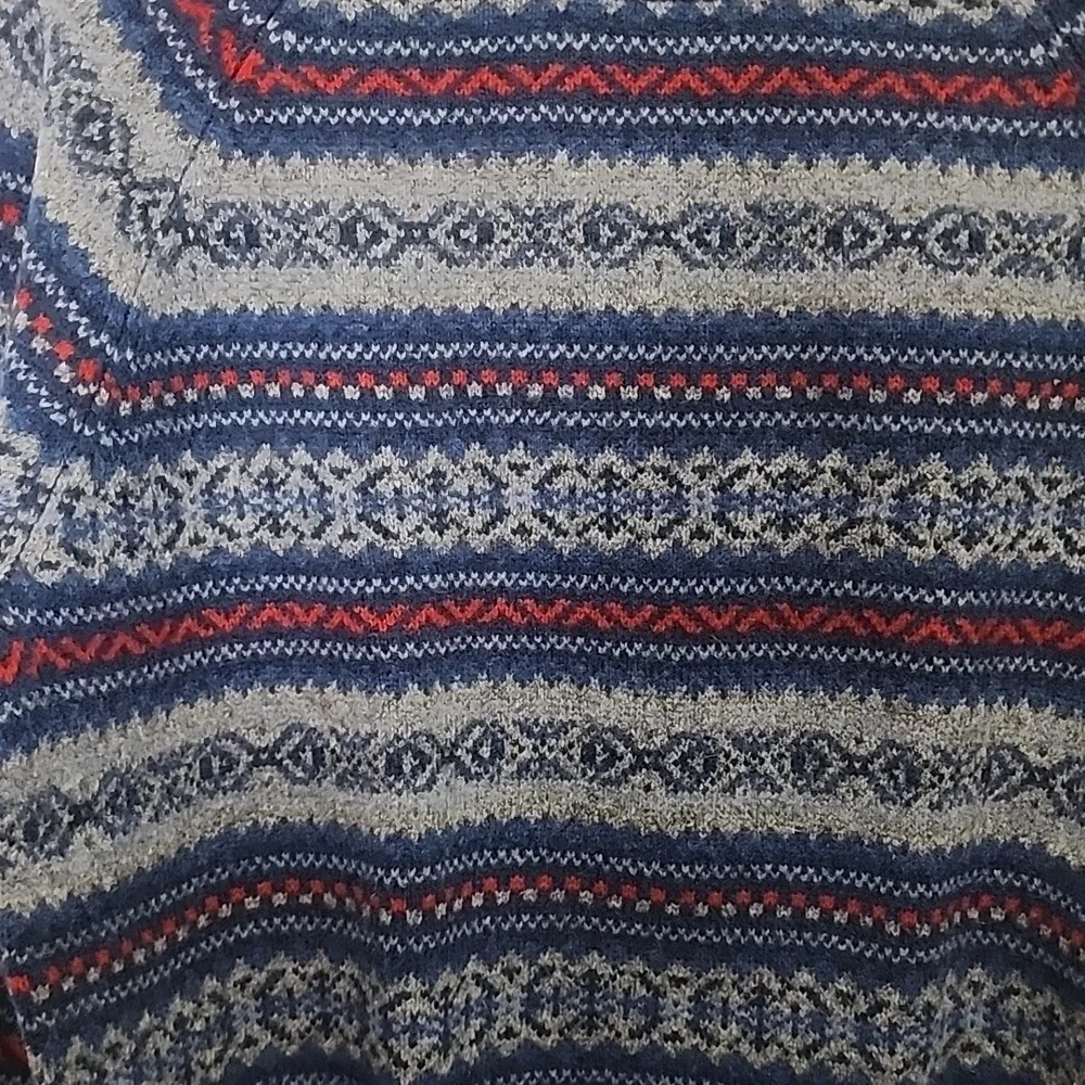 J. Crew 100% lambs wool sweater size M